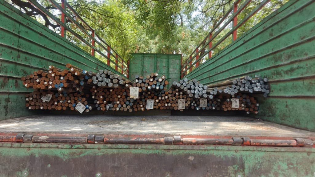Dispatch Load - Mixed Round Bars