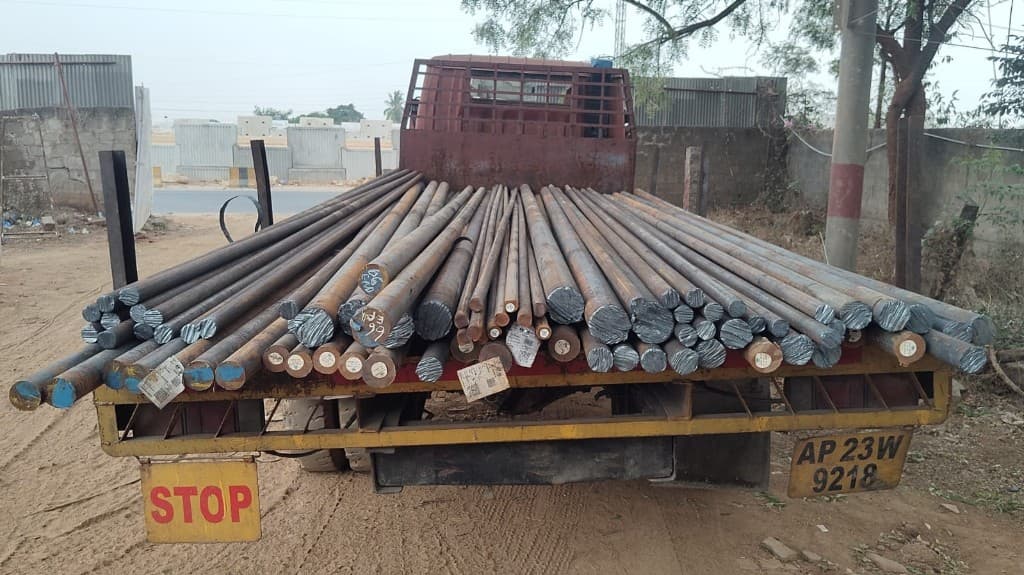 Dispatch Trailer - Long Round Bars