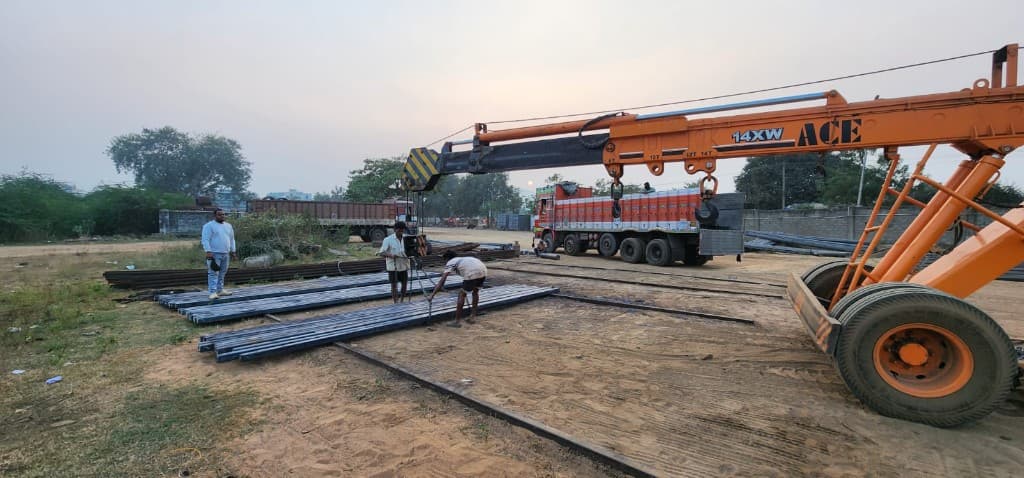 Crane Handling and Yard Loading